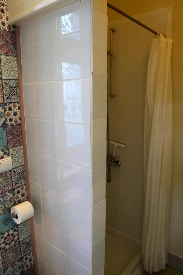 Le Bonnet De Nuit Bed & Breakfast Chalmoux ภายนอก รูปภาพ