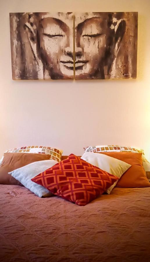 Le Bonnet De Nuit Bed & Breakfast Chalmoux ภายนอก รูปภาพ