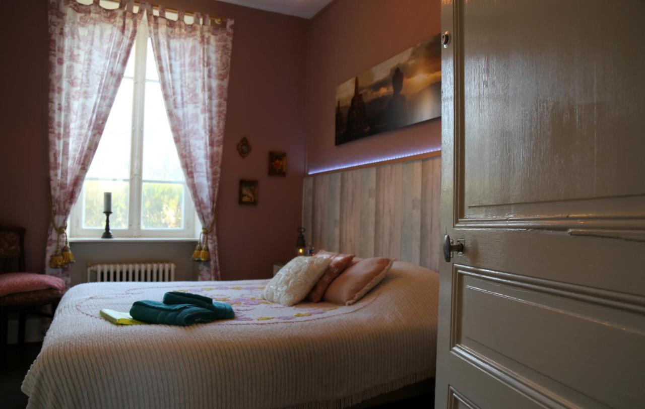 Le Bonnet De Nuit Bed & Breakfast Chalmoux ภายนอก รูปภาพ